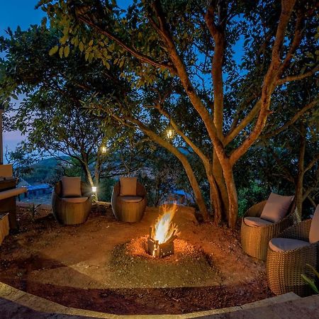 Saffronstays Harrier Crest, Lonavala - A Frame Villa With Bathtub Serving Delicious Veg Food Extérieur photo
