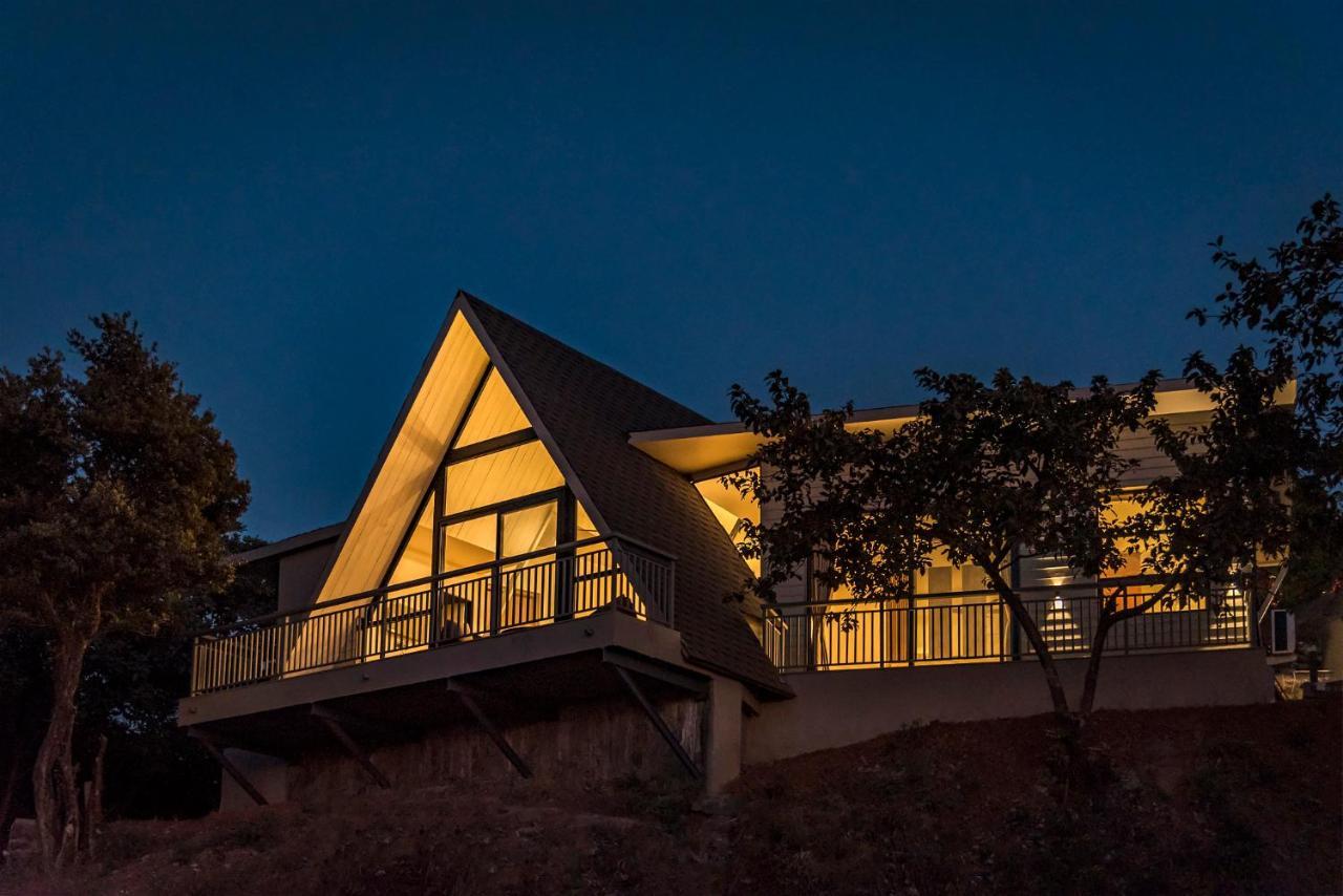 Saffronstays Harrier Crest, Lonavala - A Frame Villa With Bathtub Serving Delicious Veg Food Extérieur photo