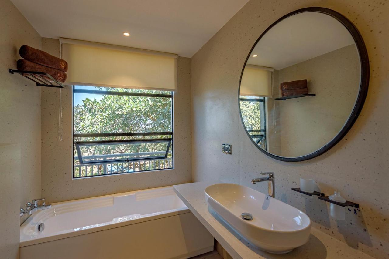 Saffronstays Harrier Crest, Lonavala - A Frame Villa With Bathtub Serving Delicious Veg Food Extérieur photo